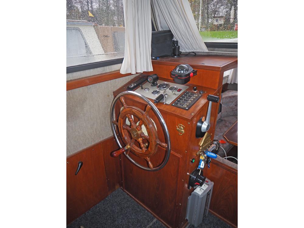 Steuerhaus, Innenausstattung